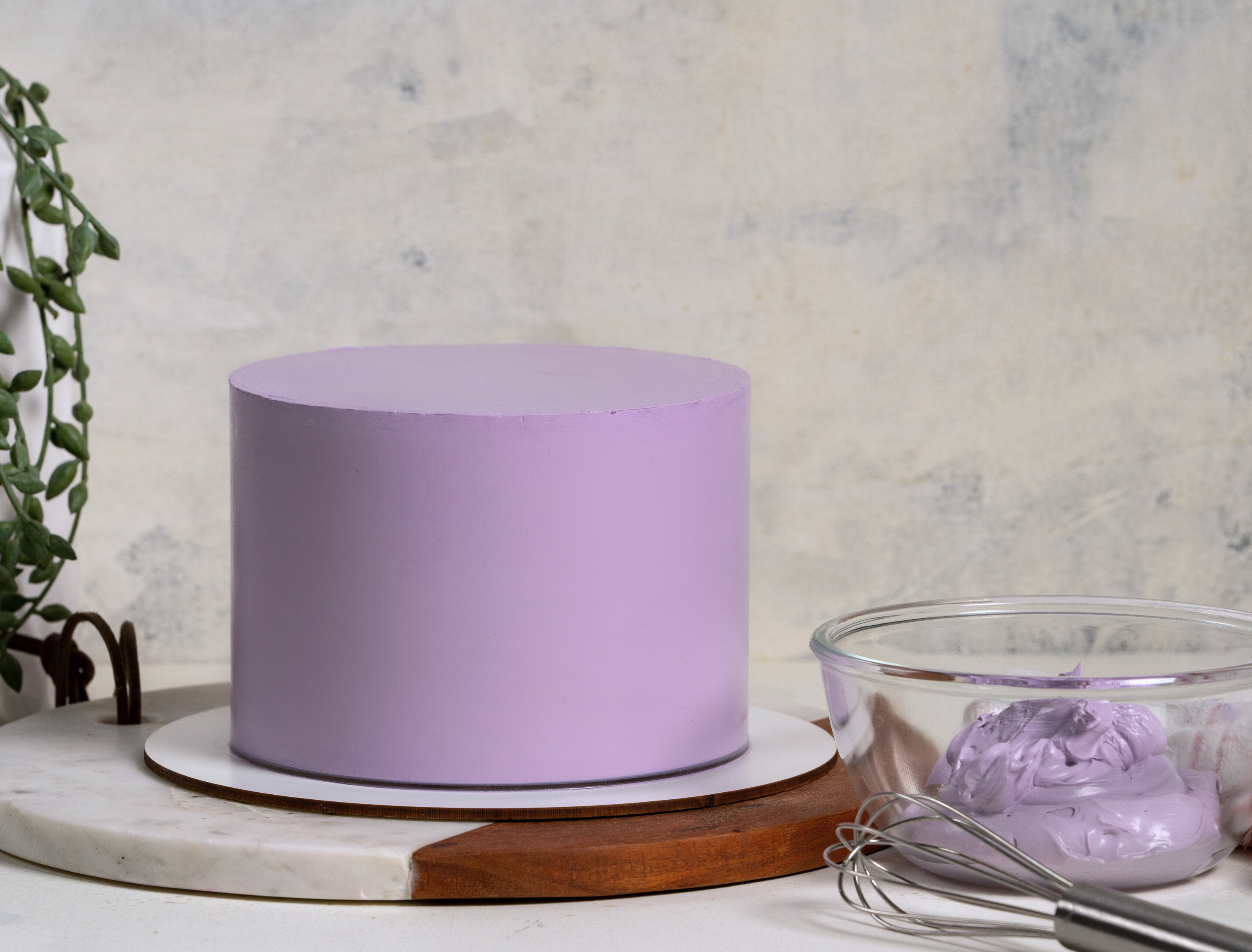 Pastel con buttercream y alisado perfecto del profesor Leonardo Espinoza