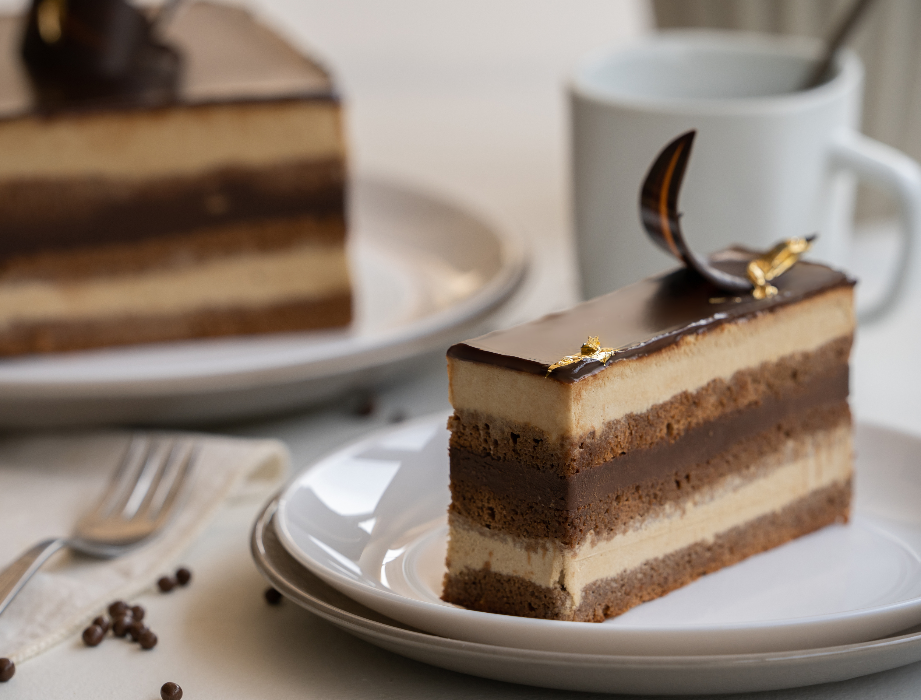 Lingotes de chocolate y café